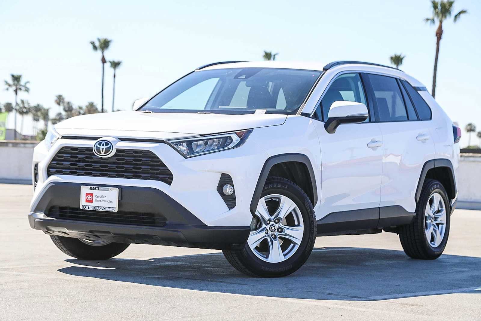 2020 Toyota RAV4 XLE
