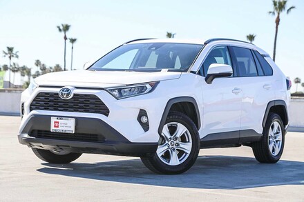 2020 Toyota RAV4 XLE SUV