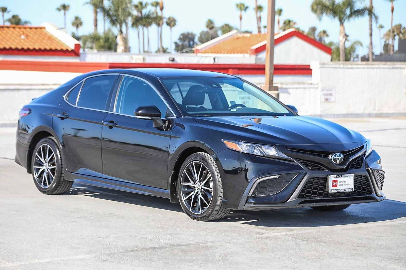 Thumbnail: 2023 Toyota Camry - 4