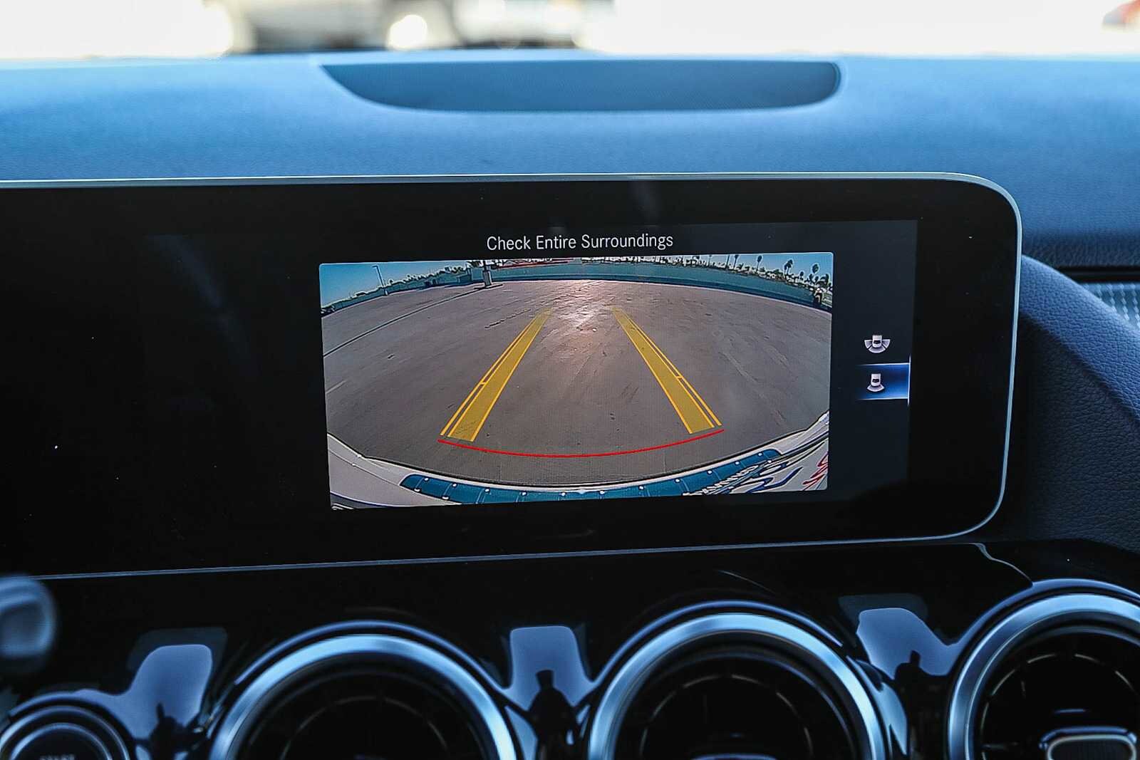 Thumbnail: 2021 Mercedes-Benz GLA - 22