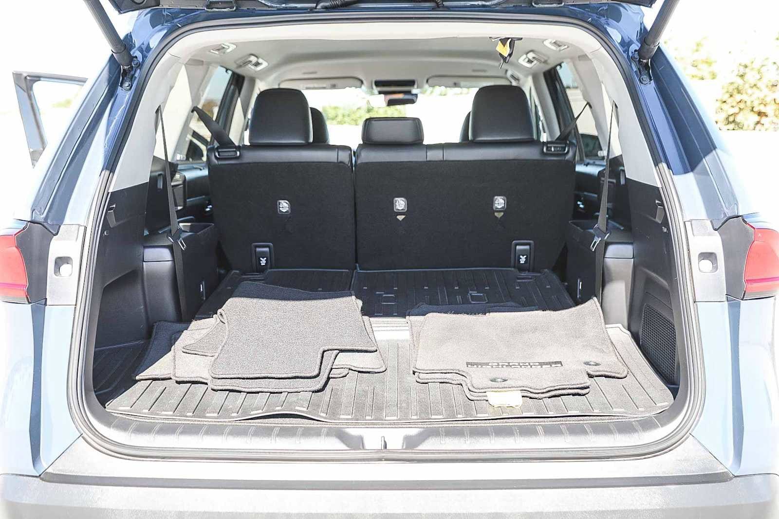 Thumbnail: 2024 Toyota Grand Highlander - 26