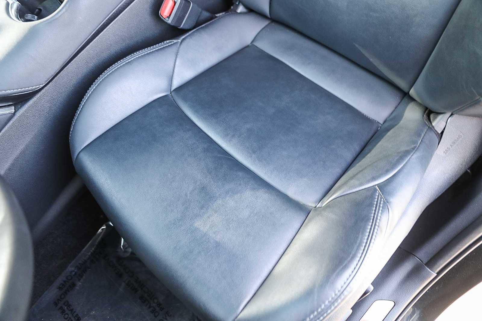 Thumbnail: 2023 Toyota Venza - 24