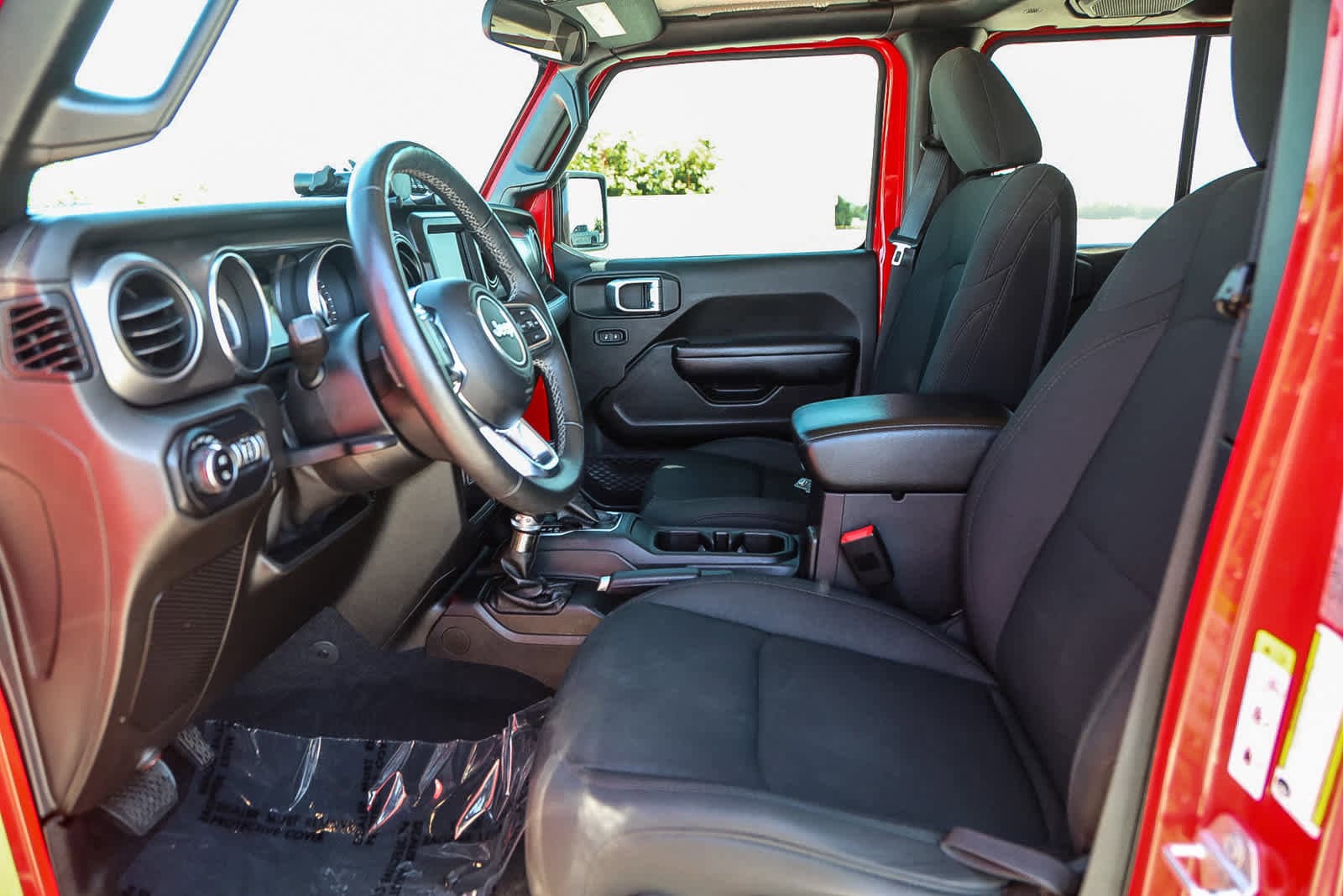 Thumbnail: 2020 Jeep Gladiator - 17