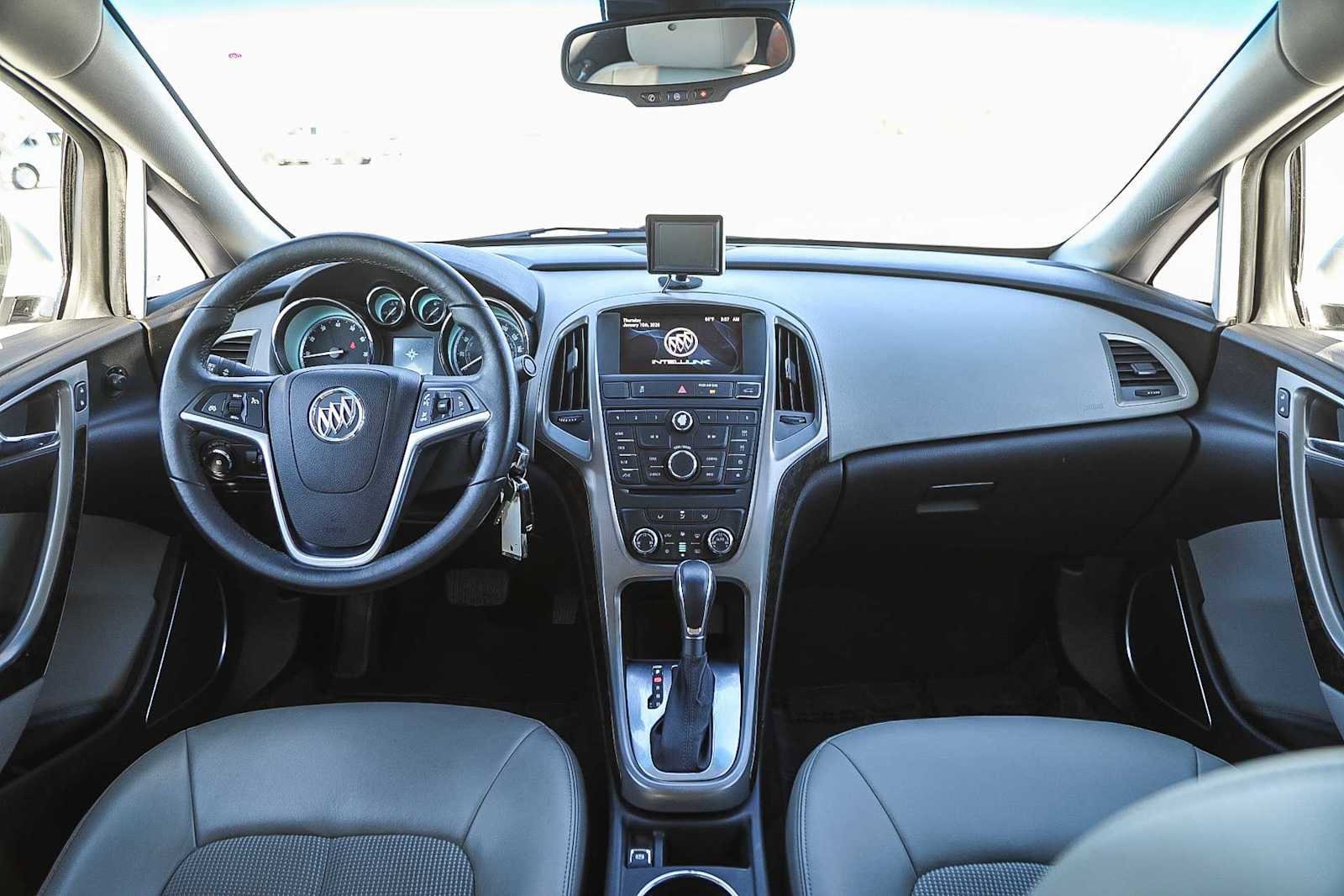 Thumbnail: 2012 Buick Verano - 12