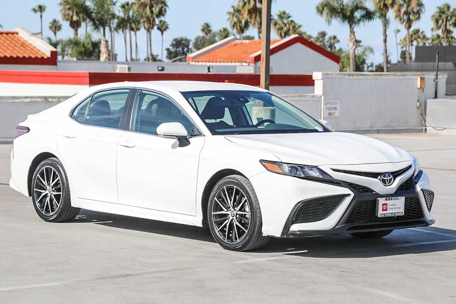 Thumbnail: 2023 Toyota Camry - 5