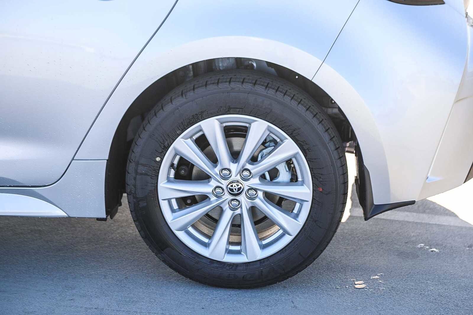 Thumbnail: 2026 Toyota Corolla - 11