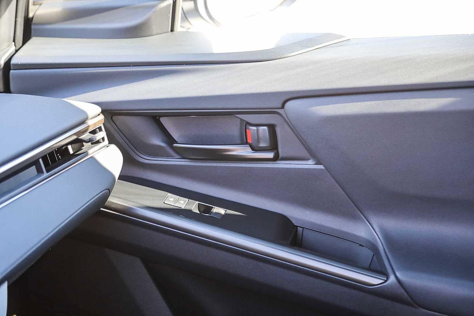 Thumbnail: 2026 Toyota bZ - 23