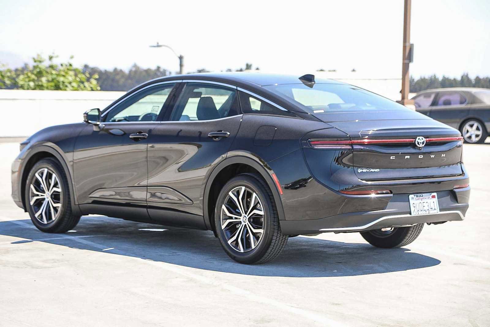 Thumbnail: 2026 Toyota Crown - 7