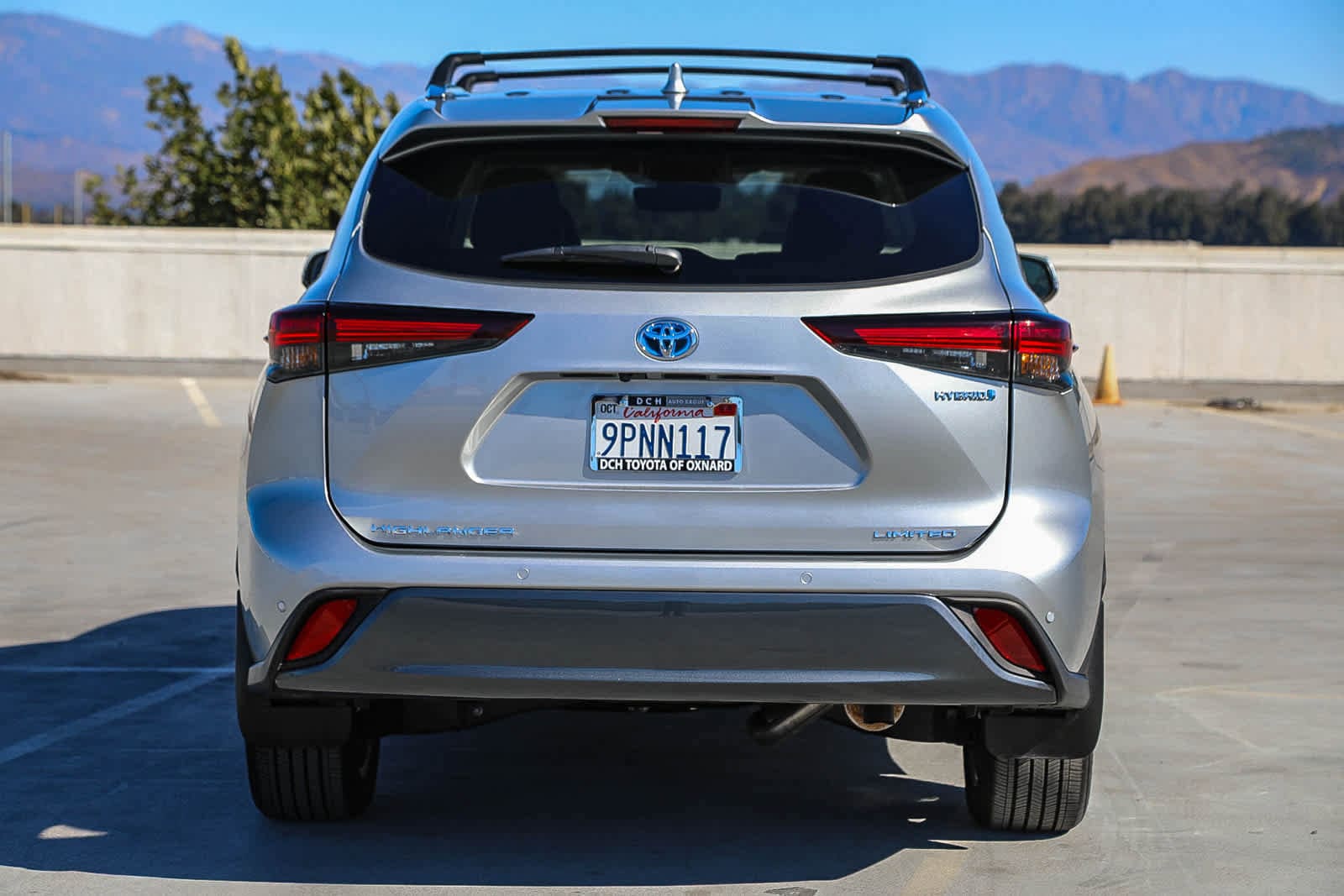 Thumbnail: 2024 Toyota Highlander - 6