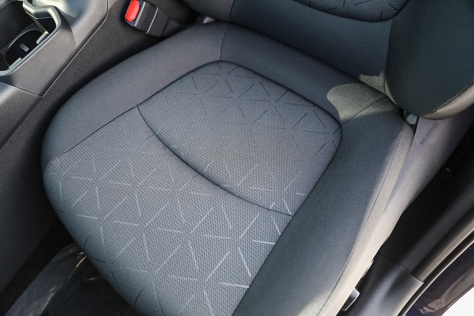 Thumbnail: 2025 Toyota RAV4 - 26