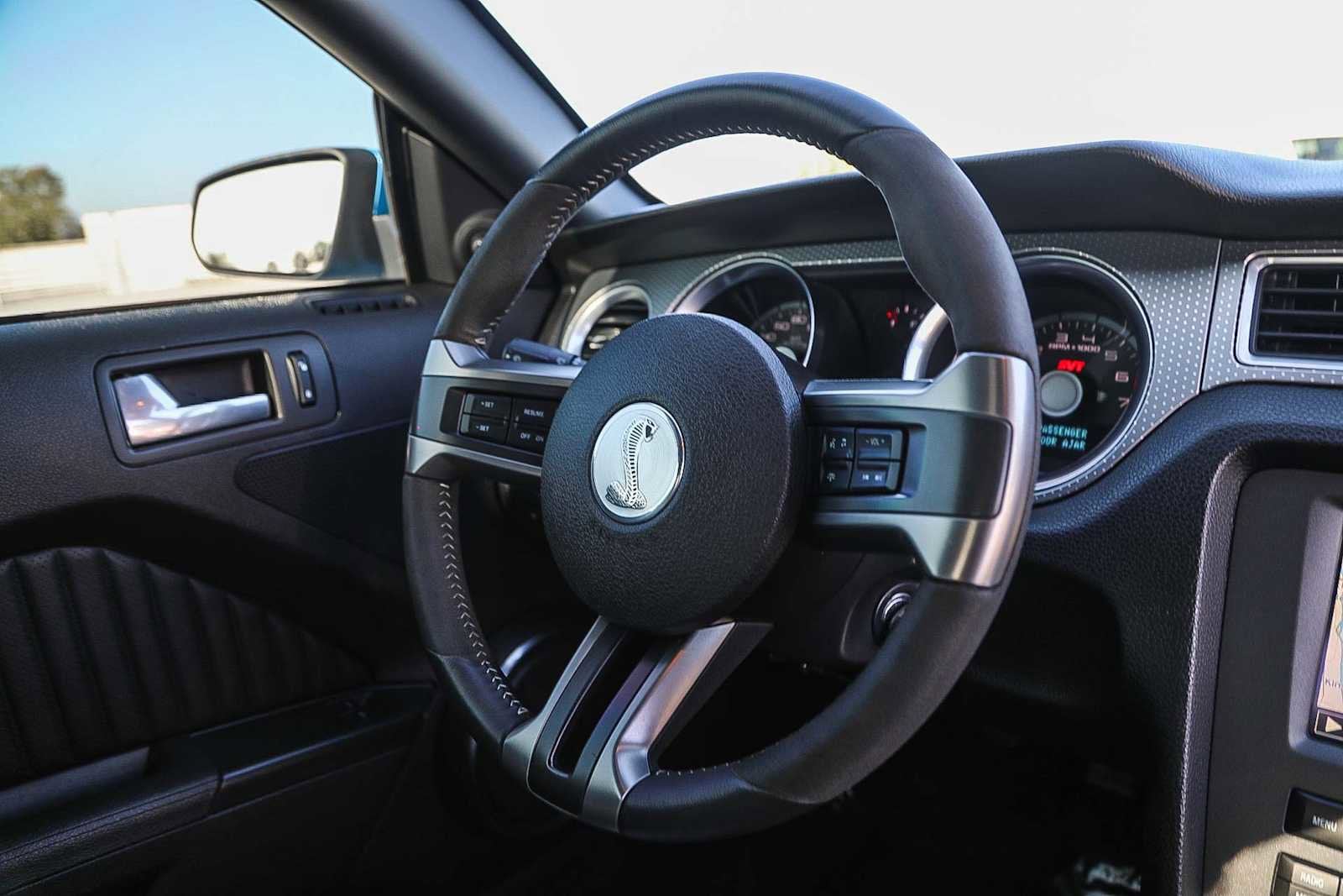 Thumbnail: 2010 Ford Mustang - 15