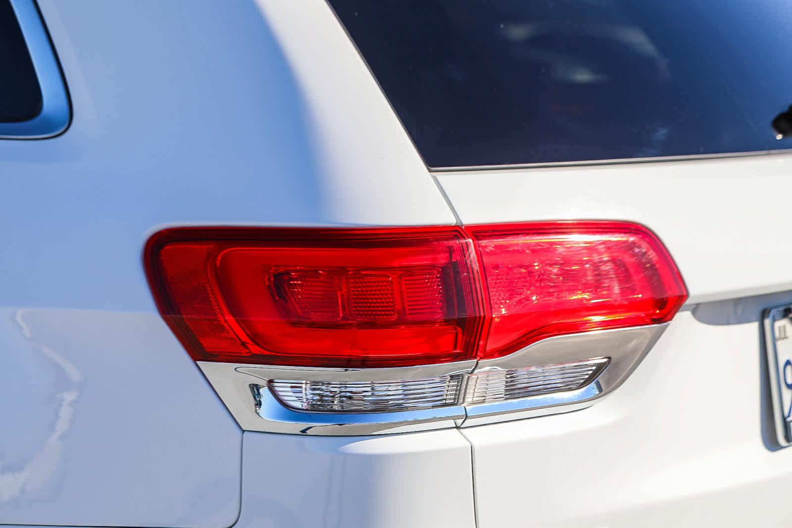 Thumbnail: 2020 Jeep Grand Cherokee - 9