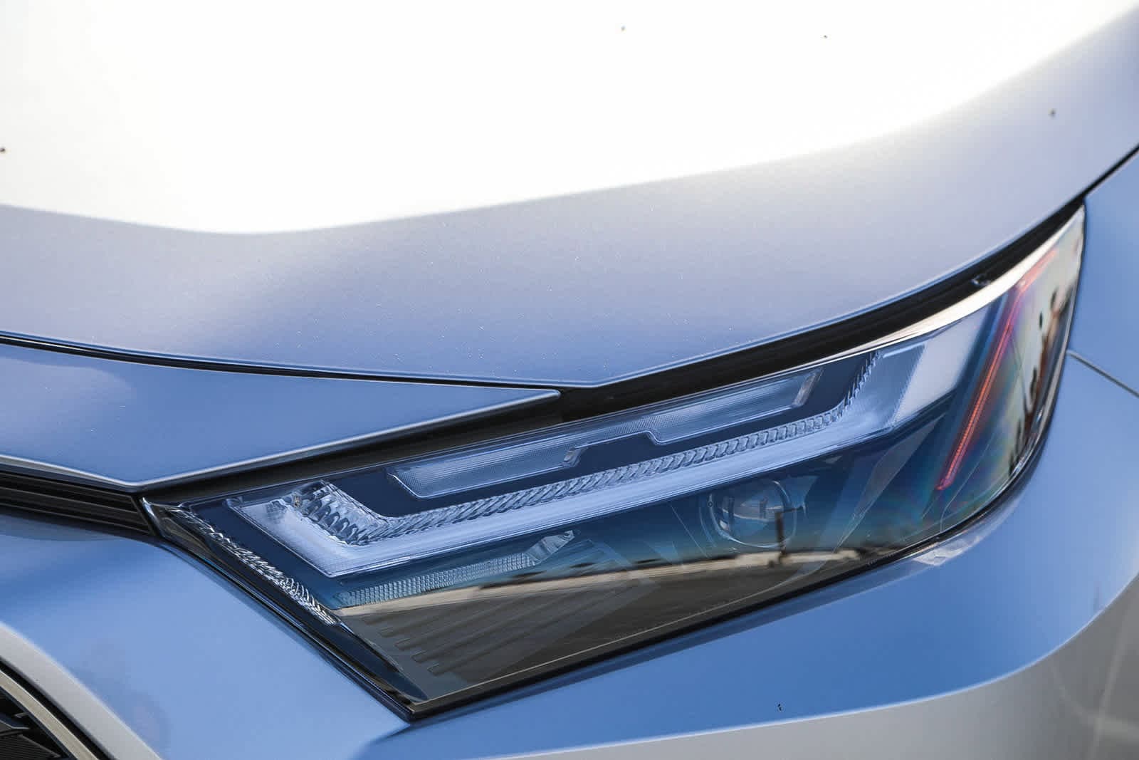 Thumbnail: 2025 Toyota RAV4 - 8