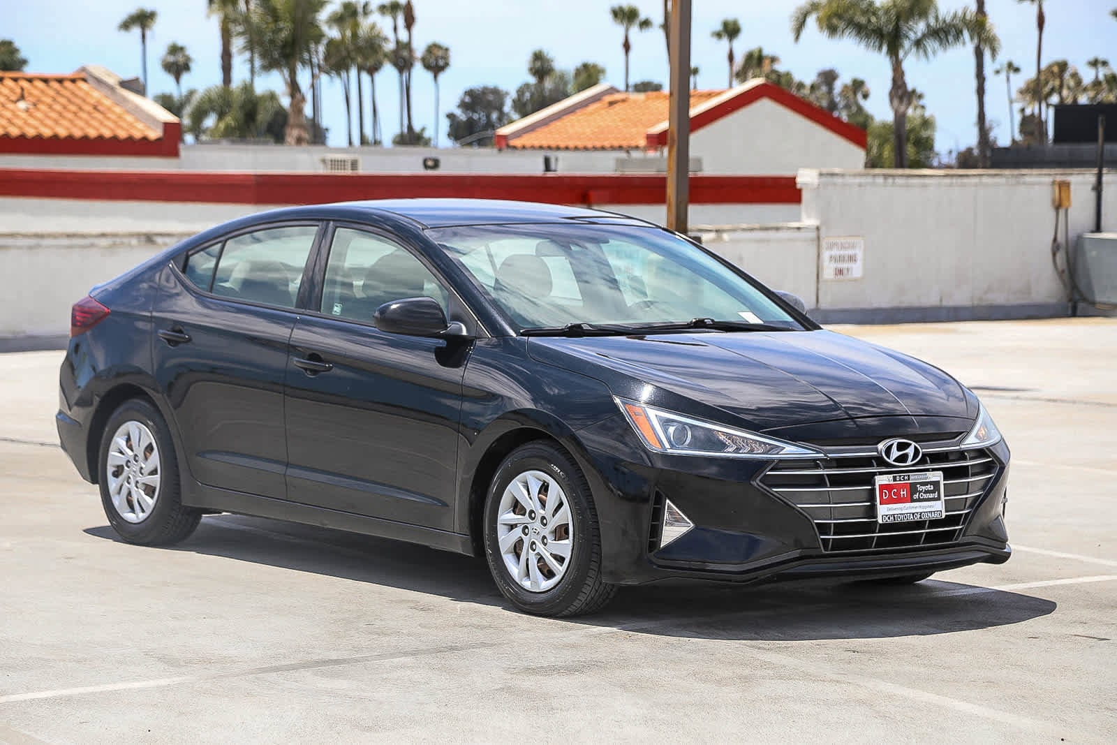 Thumbnail: 2020 Hyundai Elantra - 3