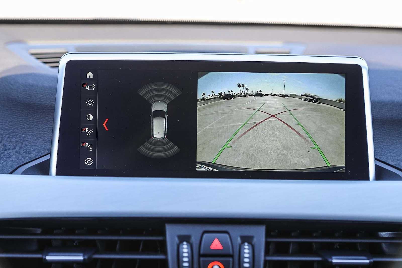 Thumbnail: 2019 BMW X1 - 22