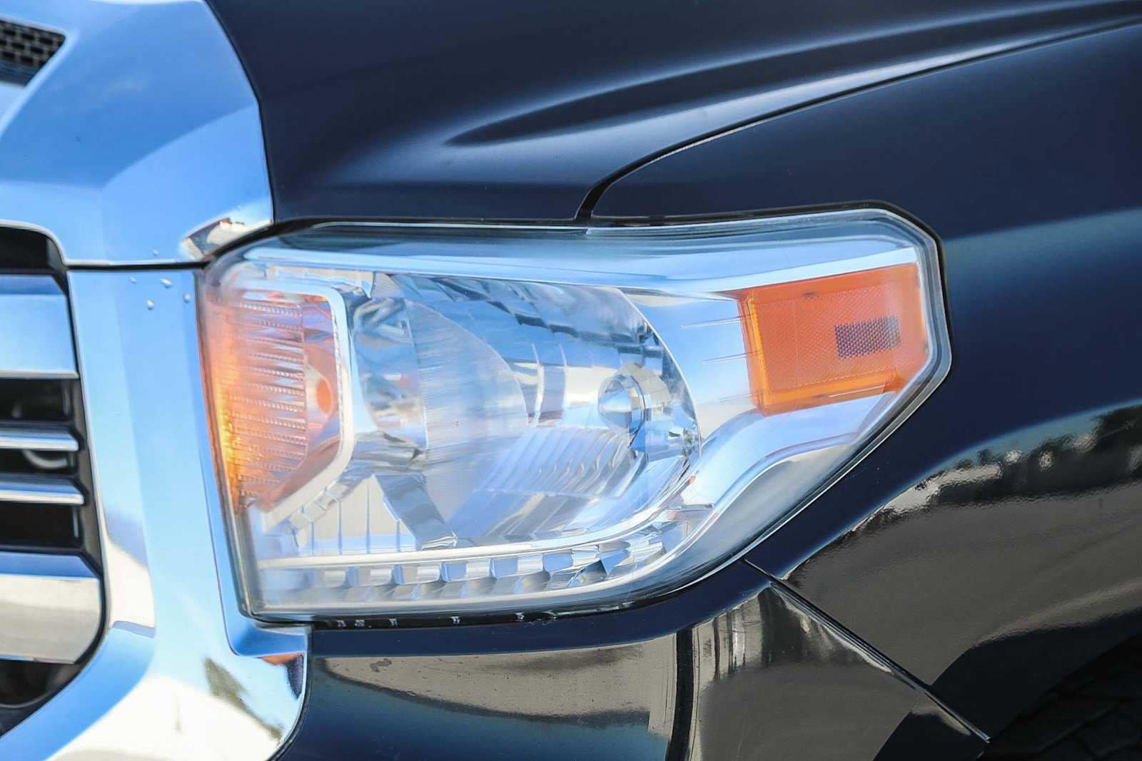 Thumbnail: 2016 Toyota Tundra - 9