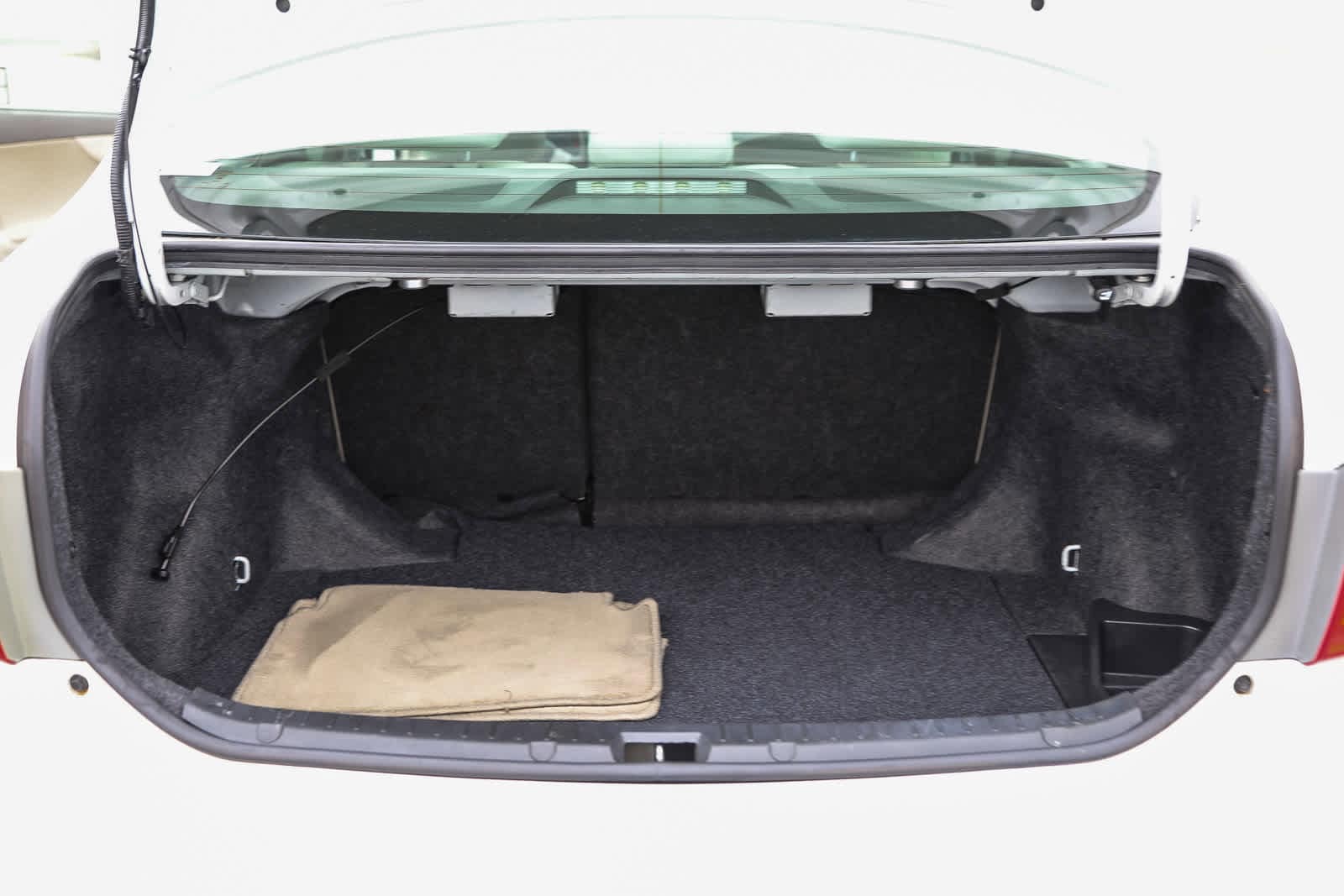 Thumbnail: 2010 Toyota Corolla - 24