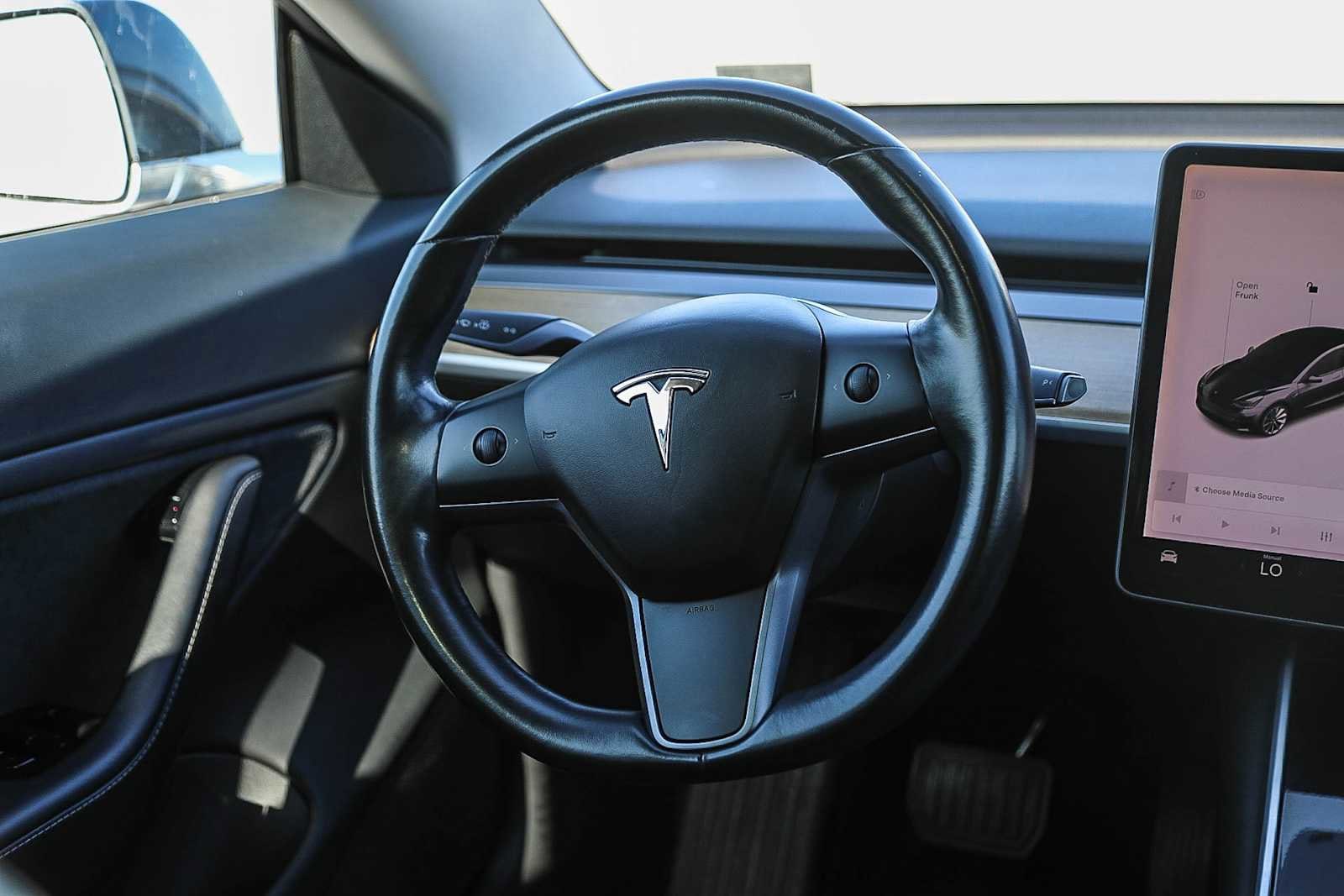 Thumbnail: 2018 Tesla Model 3 - 14
