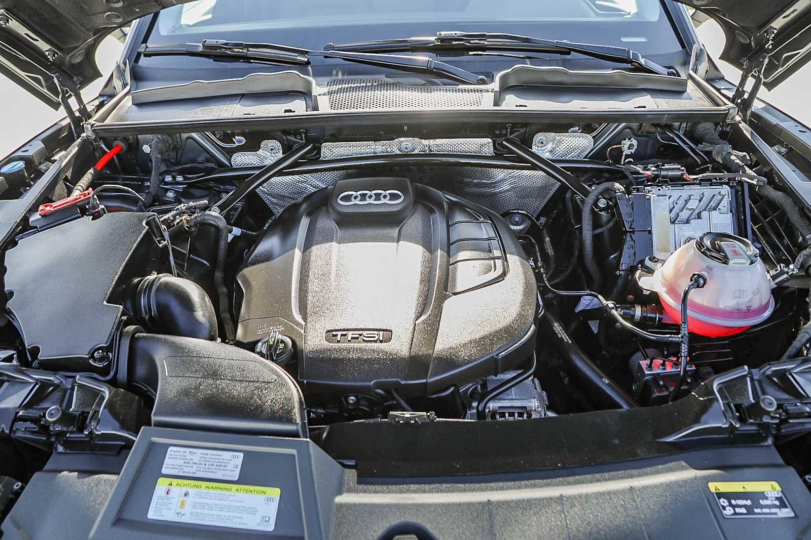 Thumbnail: 2020 Audi Q5 - 25