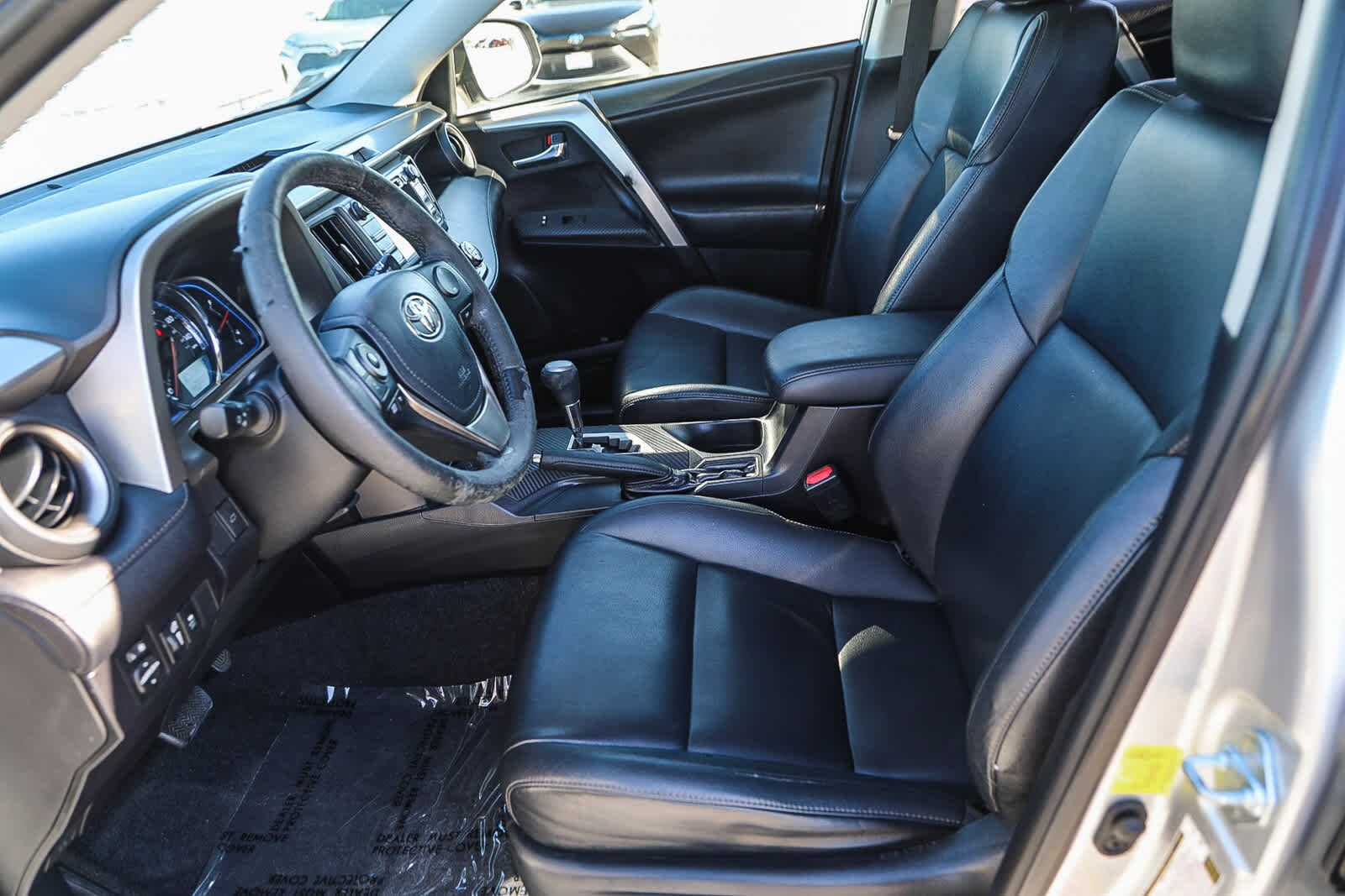 Thumbnail: 2013 Toyota RAV4 - 17