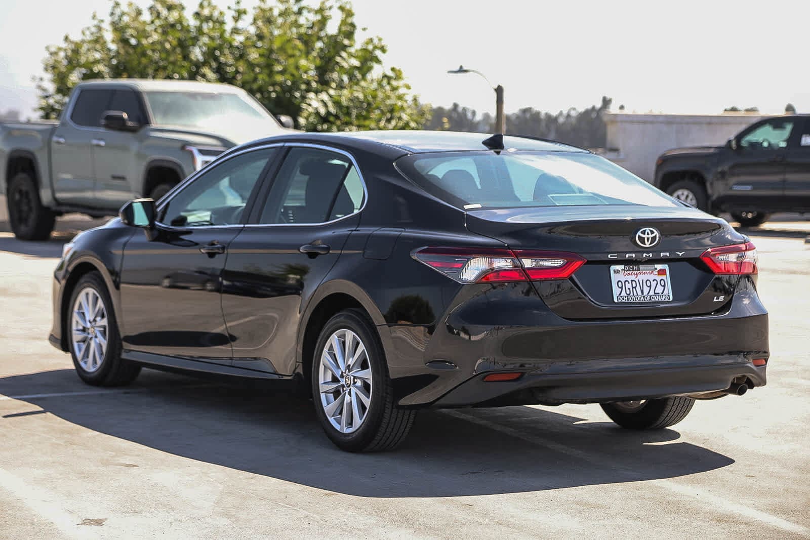 Thumbnail: 2023 Toyota Camry - 8