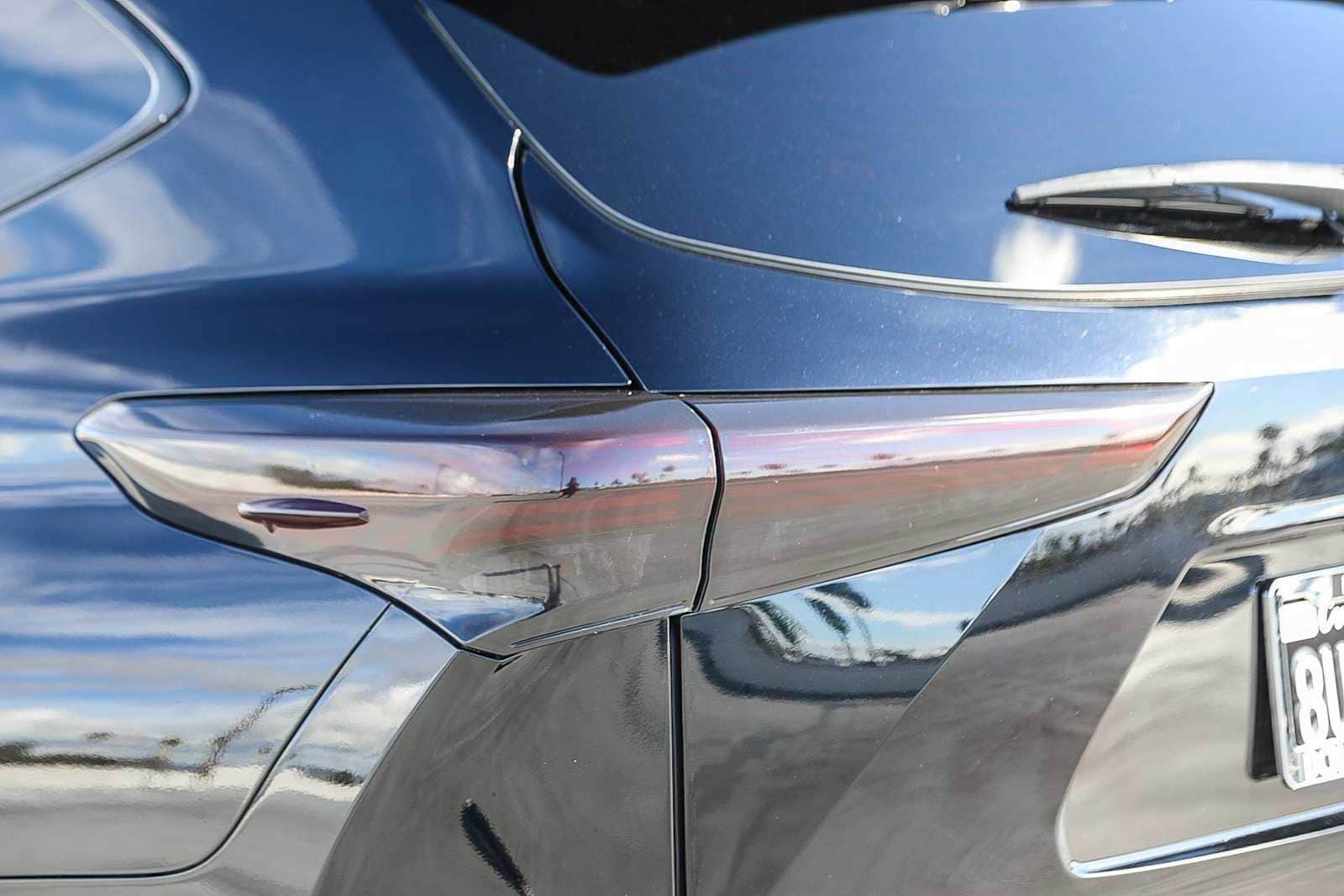 Thumbnail: 2021 Toyota Highlander - 9