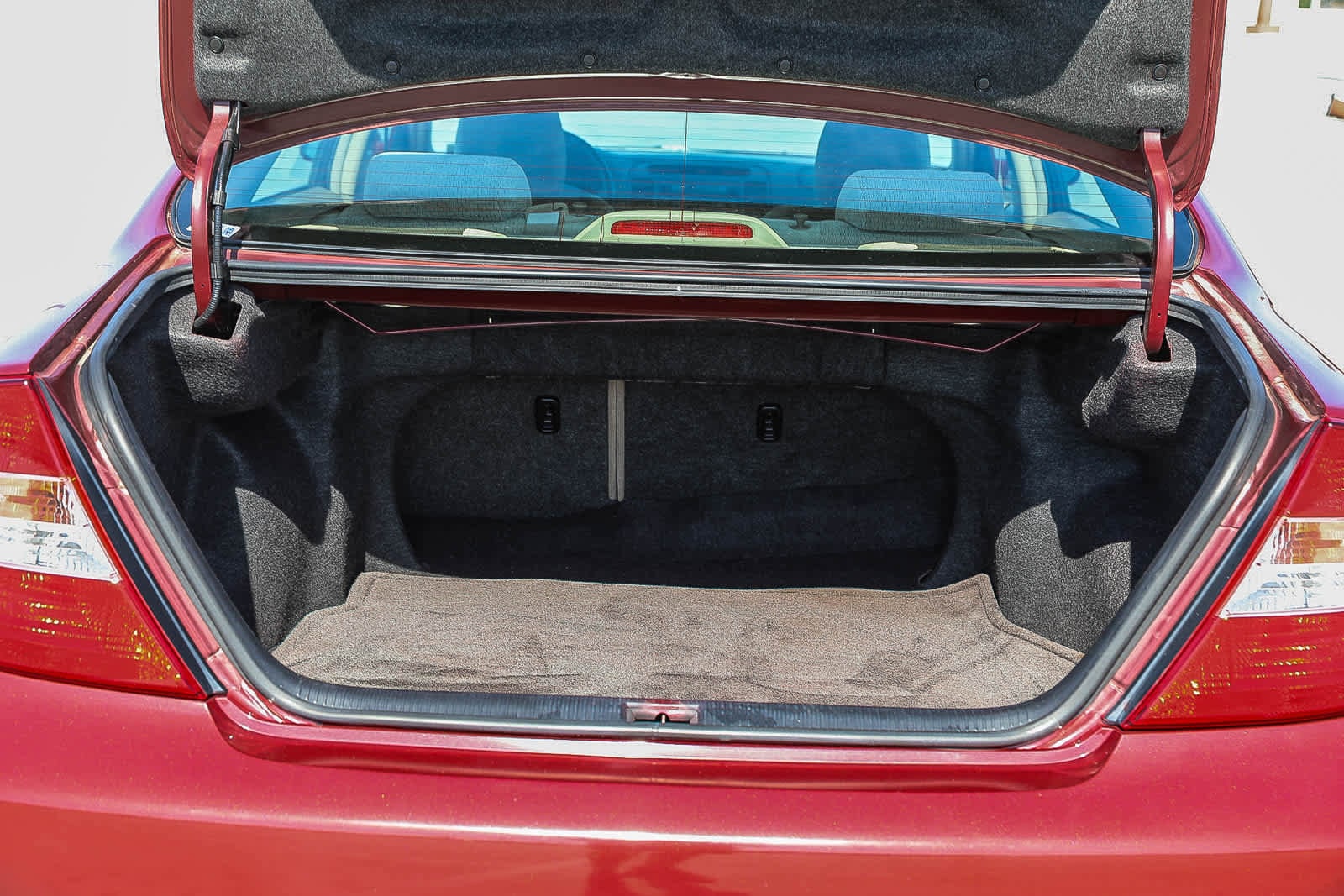 Thumbnail: 2004 Toyota Camry - 25