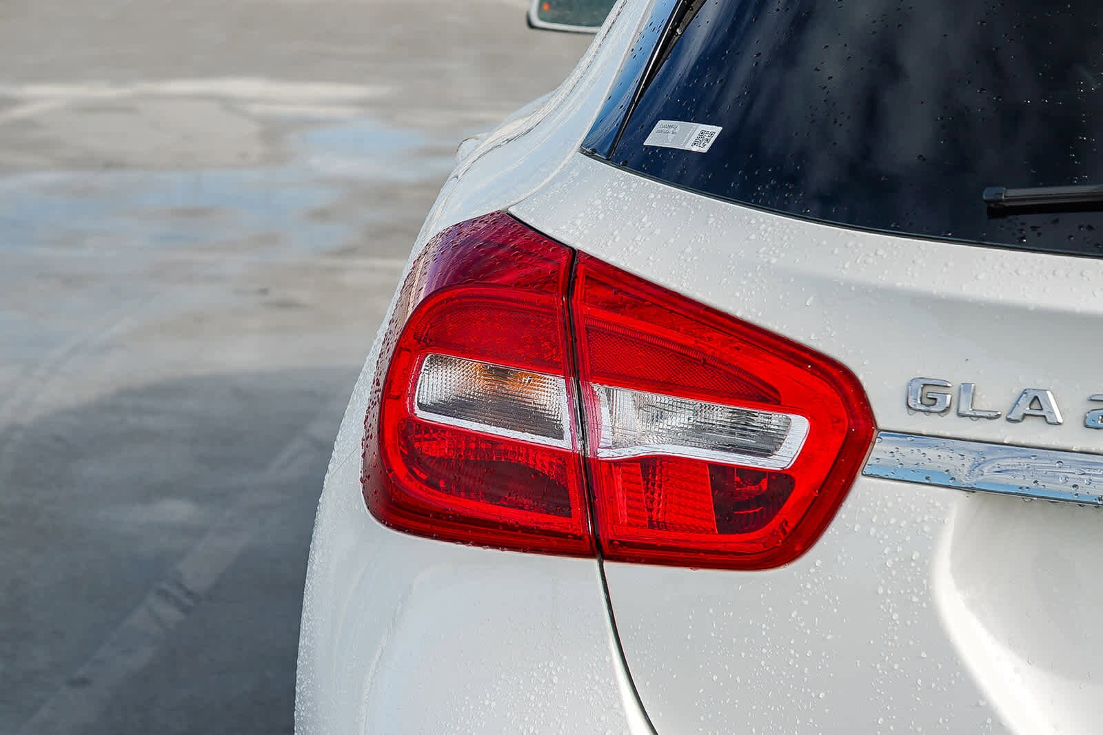 Thumbnail: 2020 Mercedes-Benz GLA - 8