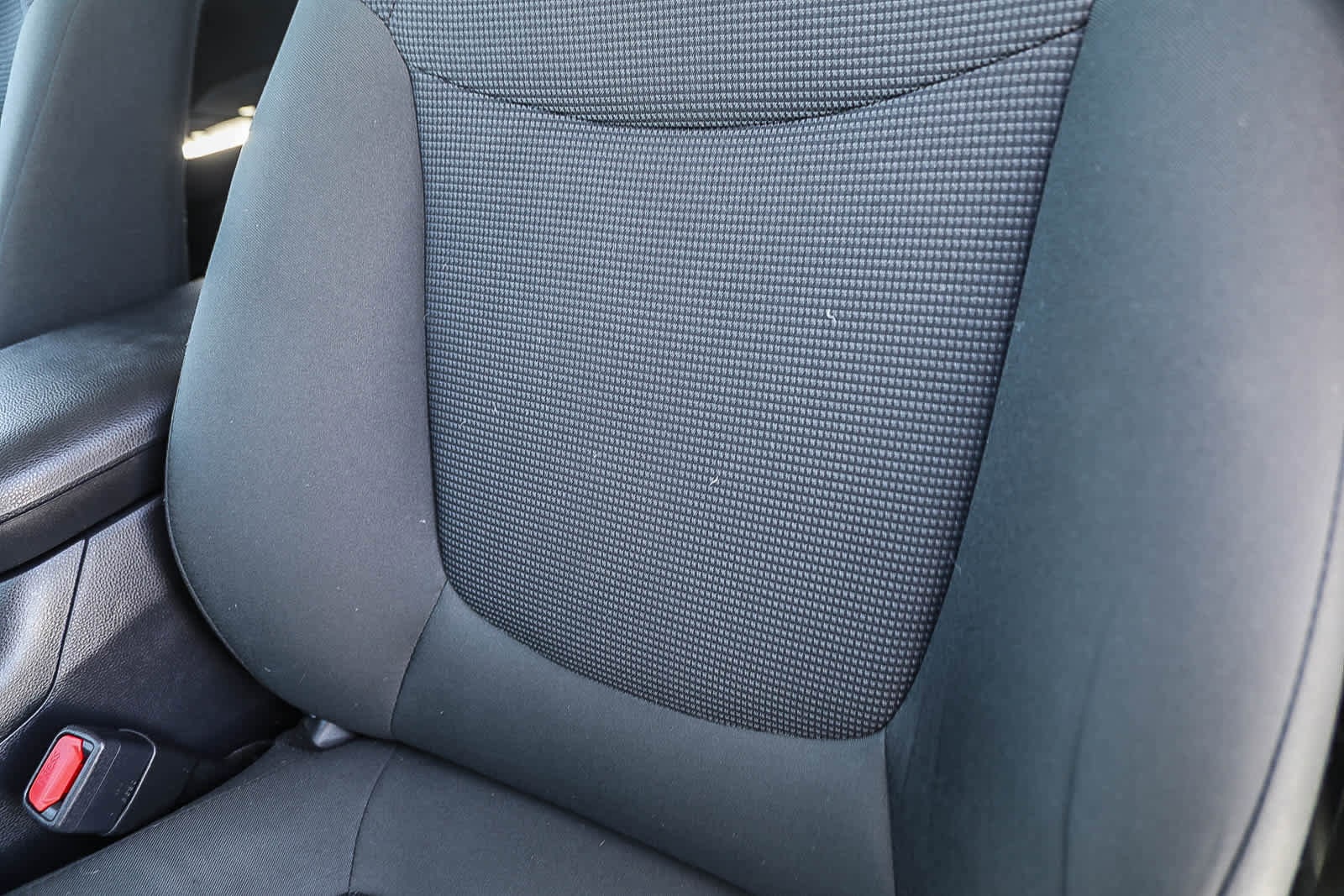 Thumbnail: 2024 Toyota RAV4 - 25