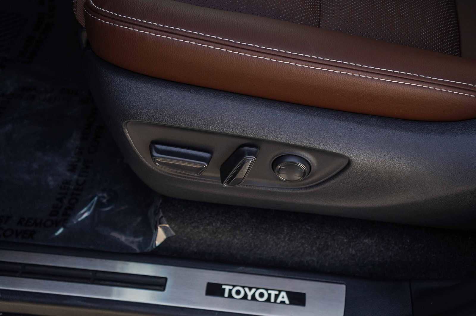 Thumbnail: 2025 Toyota Land Cruiser - 26