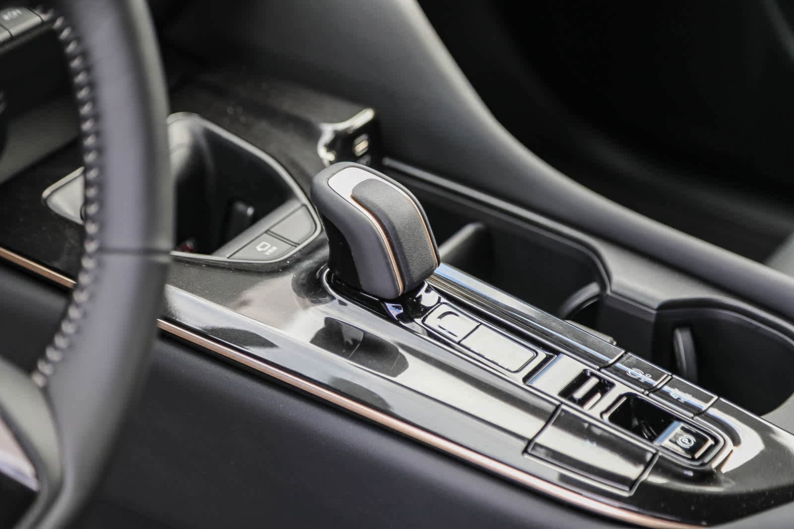 Thumbnail: 2025 Toyota Crown Signia - 22