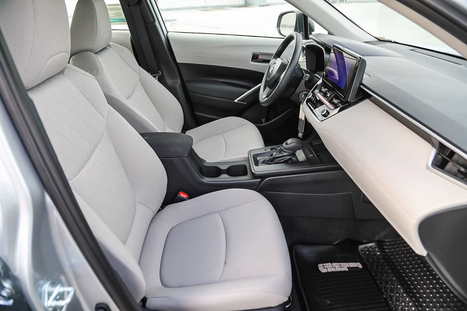 Thumbnail: 2026 Toyota Corolla Cross - 18