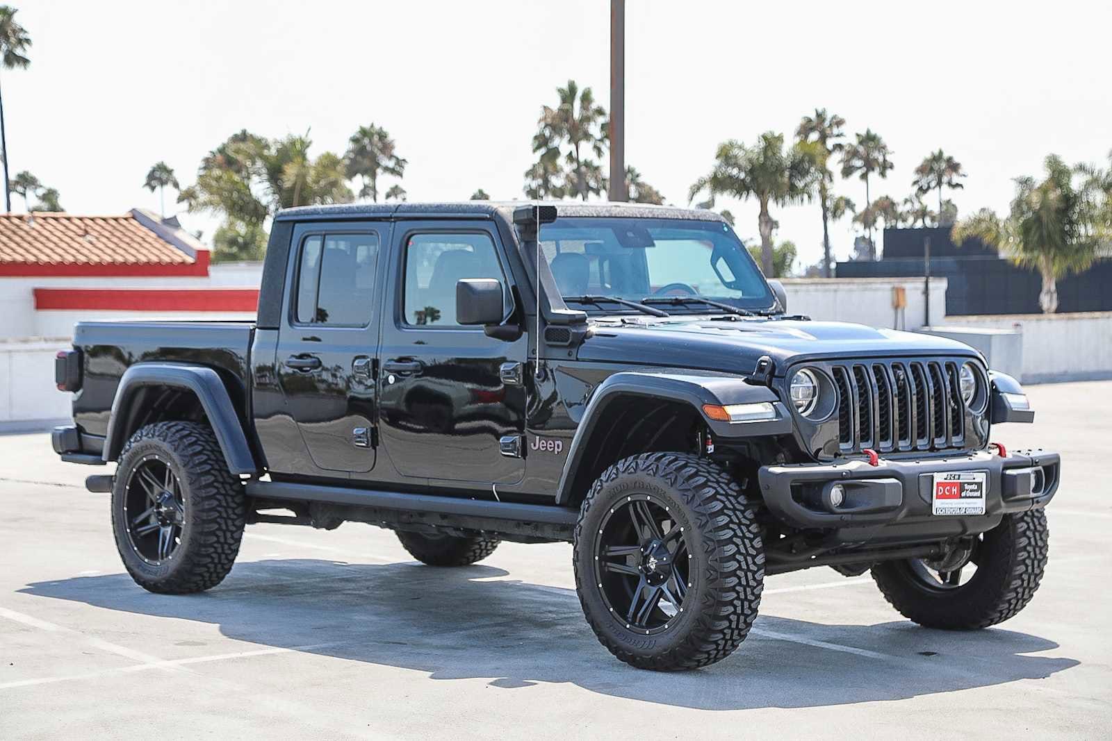 Thumbnail: 2020 Jeep Gladiator - 3