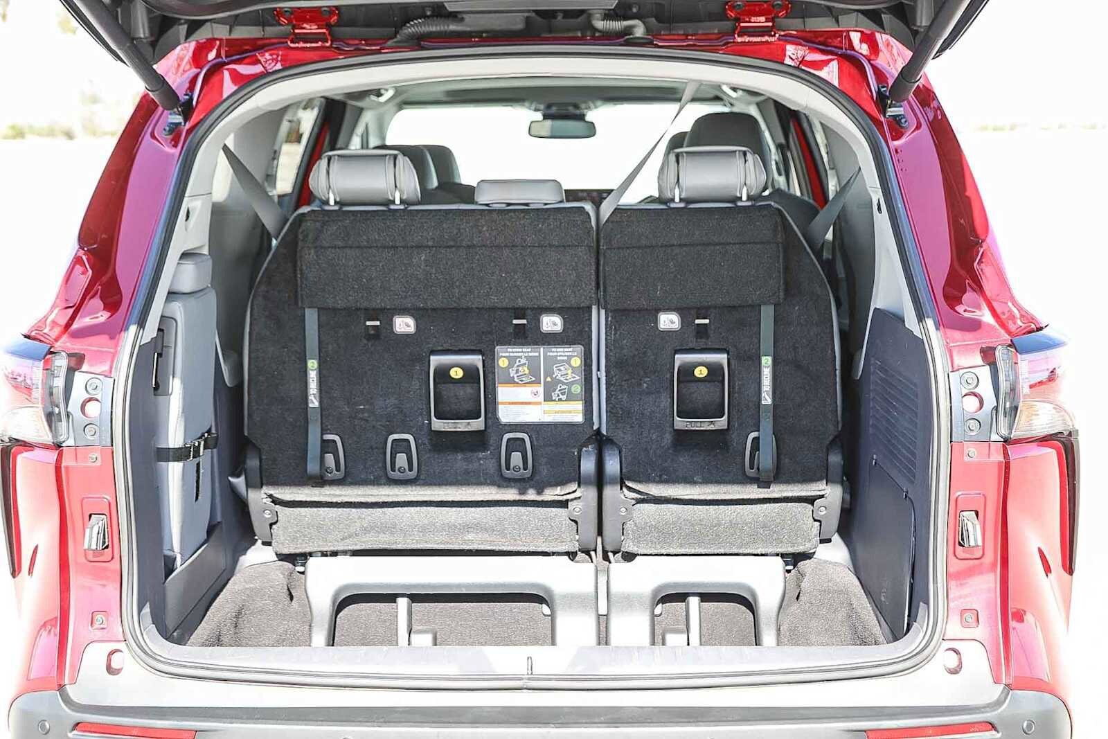 Thumbnail: 2023 Toyota Sienna - 26