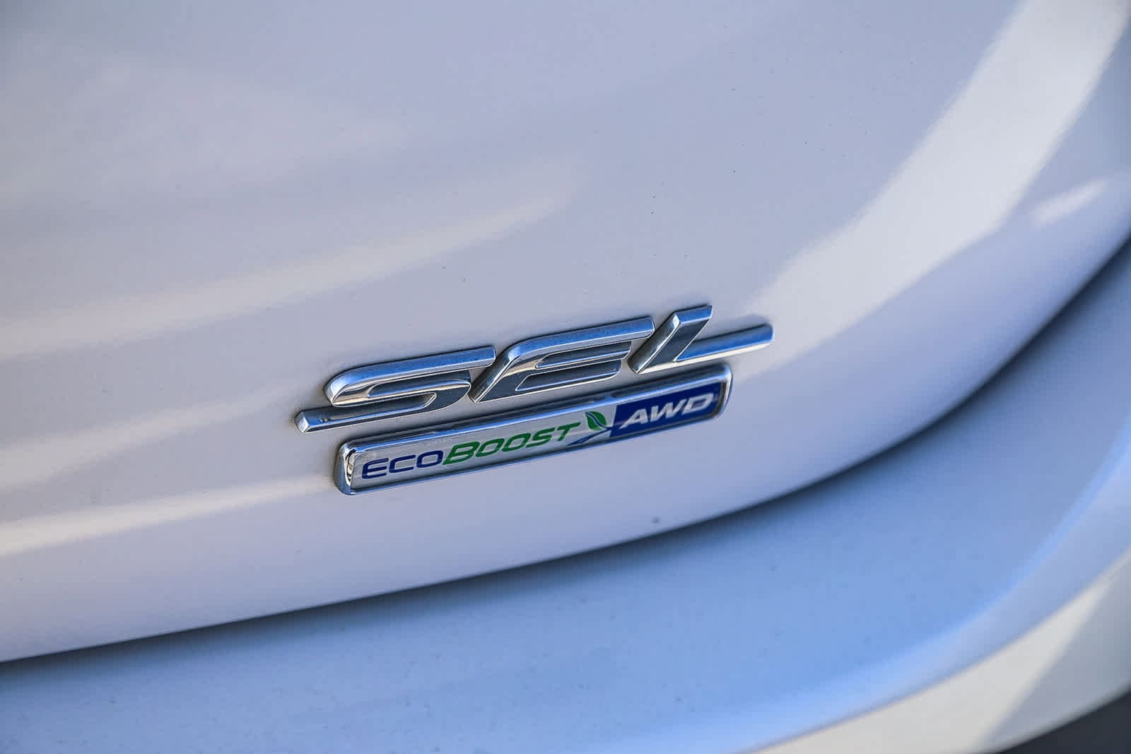 Thumbnail: 2016 Ford Edge - 23