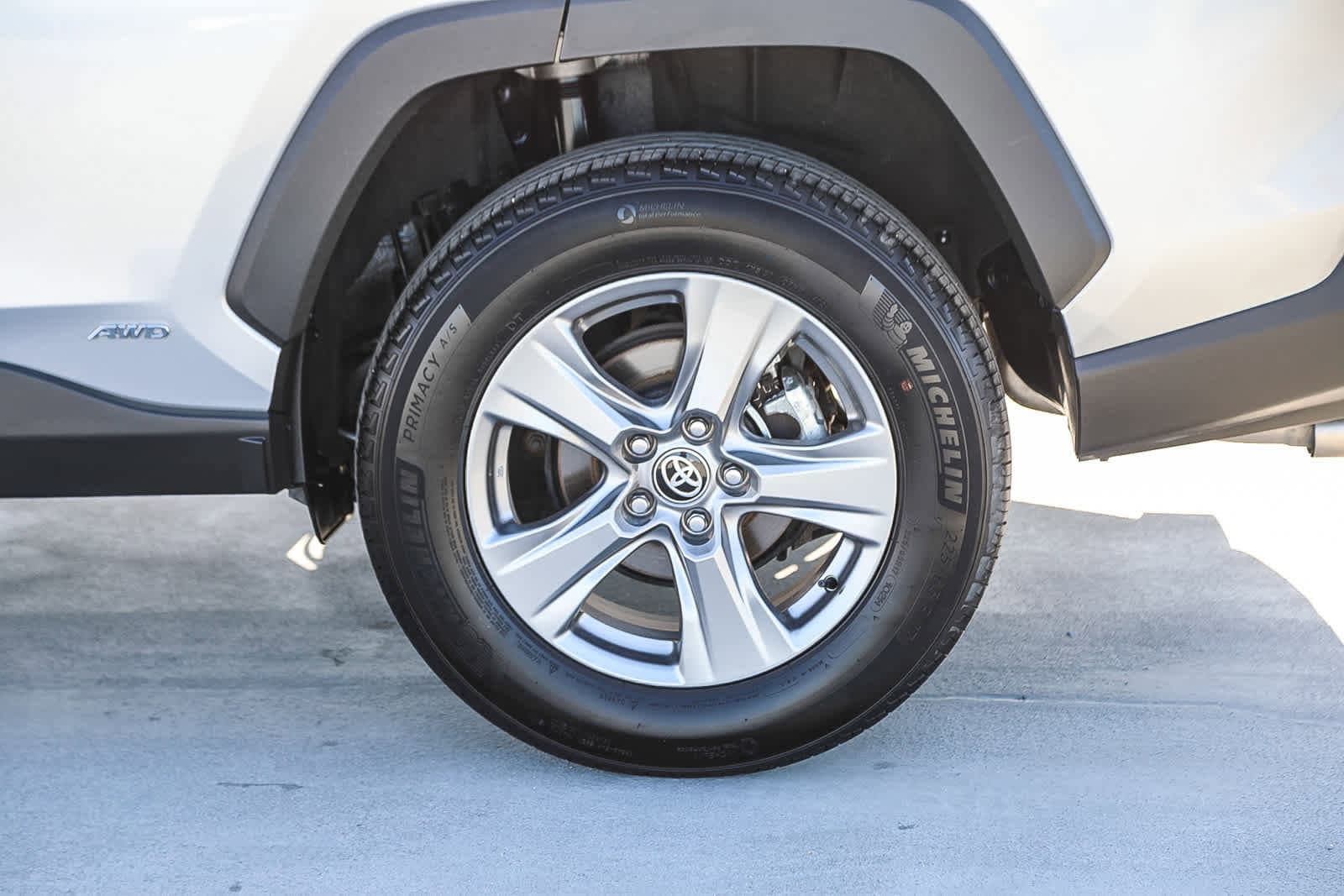 Thumbnail: 2025 Toyota RAV4 - 12