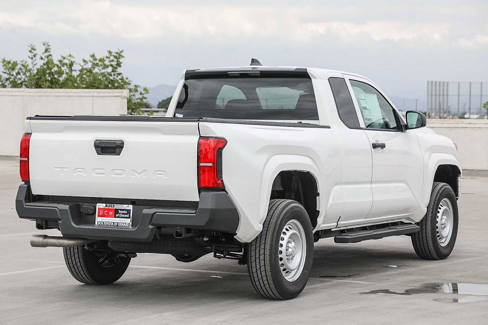 Thumbnail: 2025 Toyota Tacoma - 4