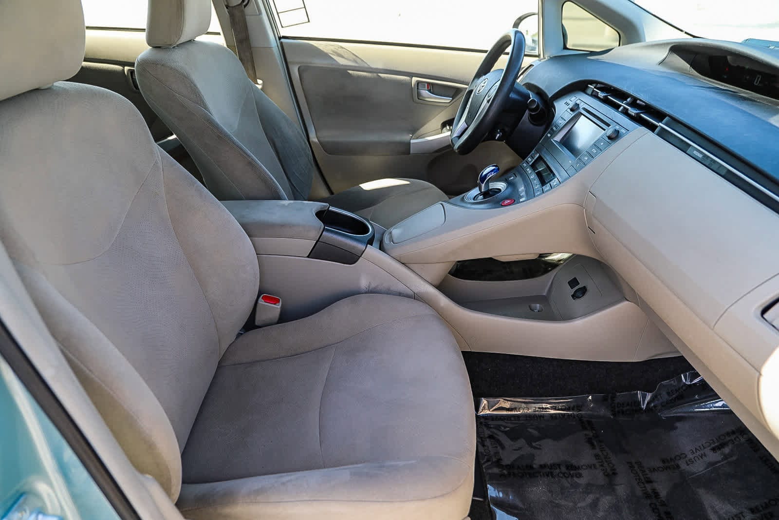 Thumbnail: 2014 Toyota Prius - 15