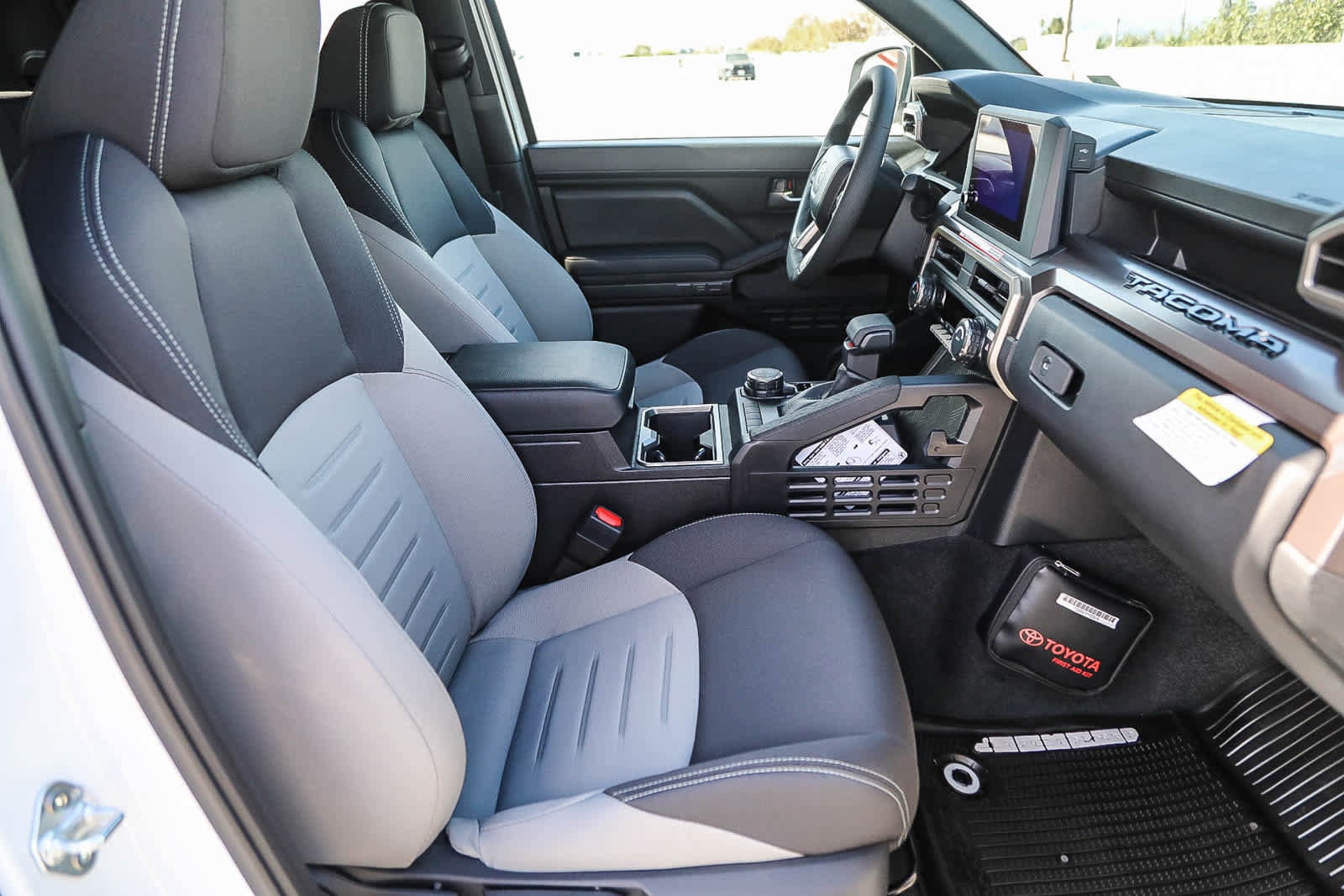 Thumbnail: 2025 Toyota Tacoma - 18