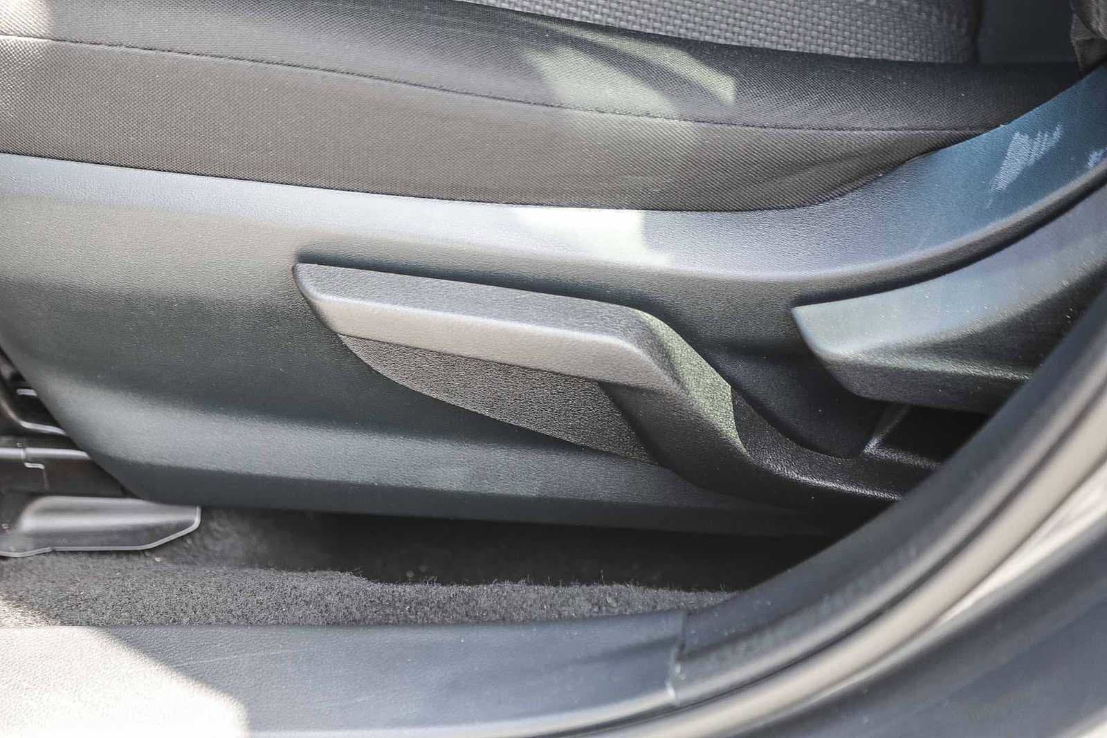 Thumbnail: 2022 Subaru Impreza - 18