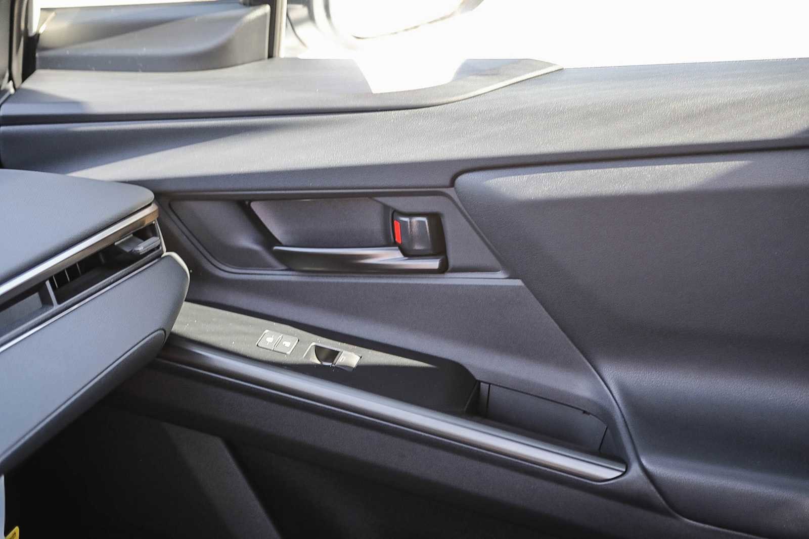 Thumbnail: 2026 Toyota bZ - 23