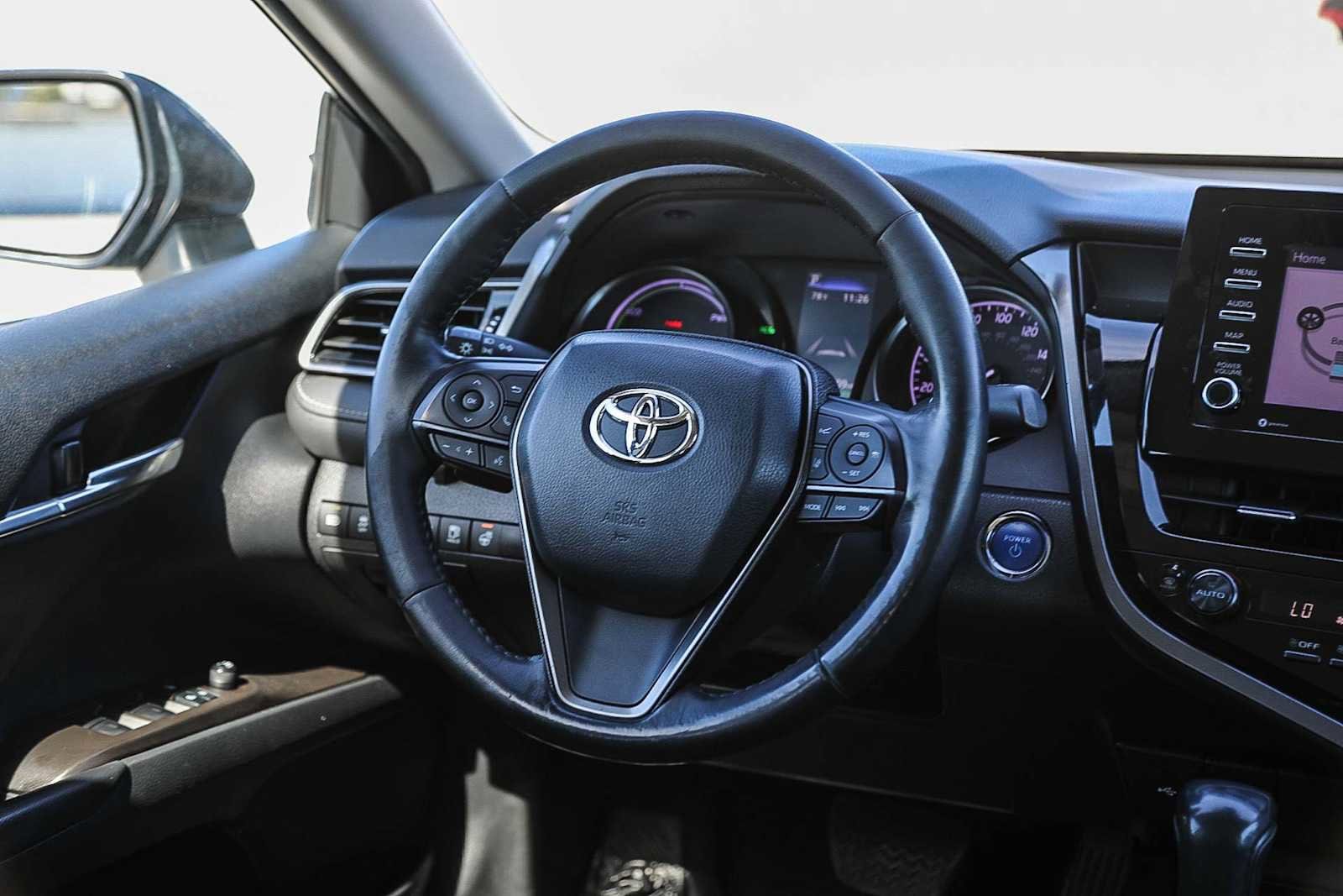 Thumbnail: 2022 Toyota Camry - 16