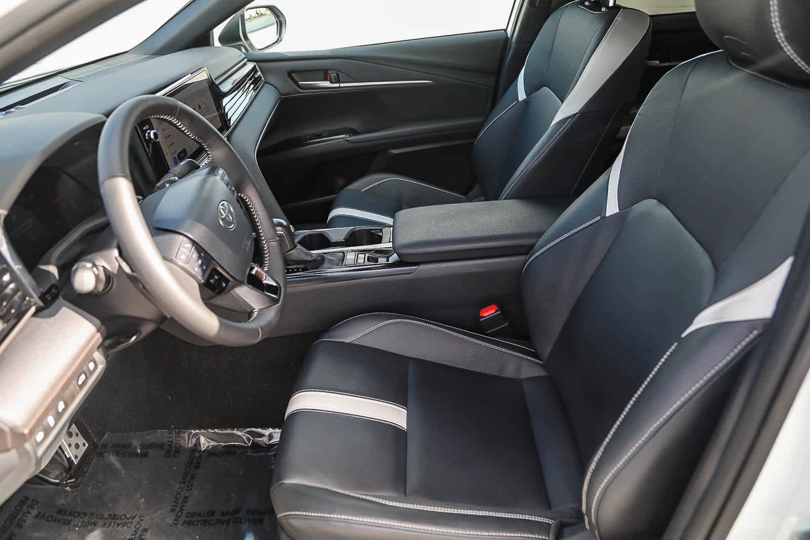 Thumbnail: 2025 Toyota Camry - 17