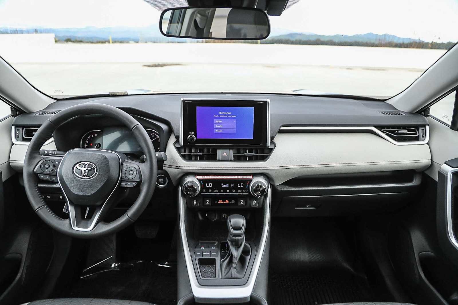 Thumbnail: 2025 Toyota RAV4 - 14