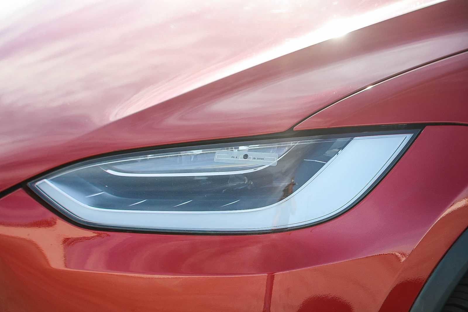 Thumbnail: 2019 Tesla Model X - 8