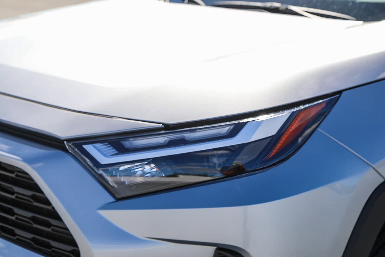 Thumbnail: 2025 Toyota RAV4 - 7