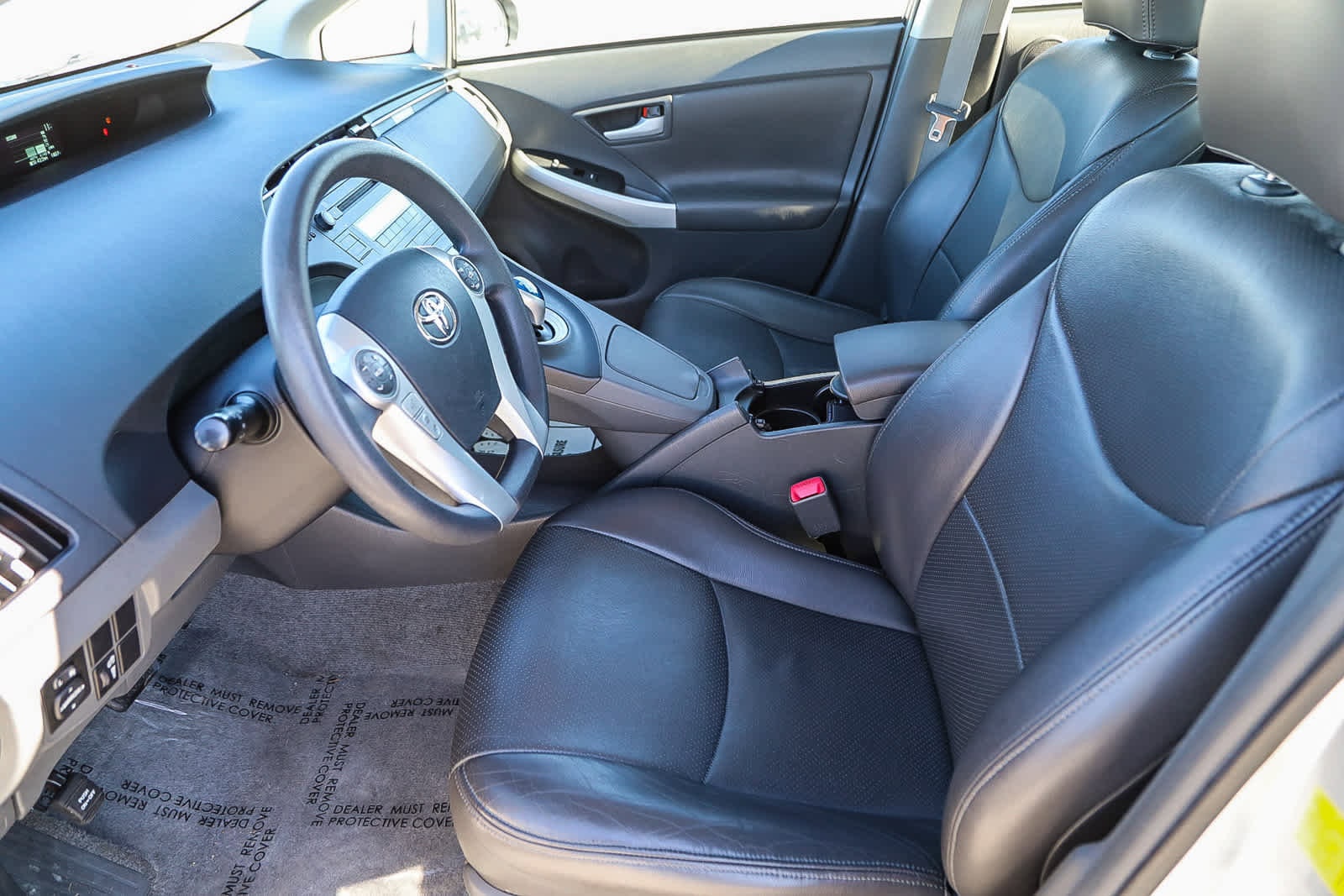 Thumbnail: 2011 Toyota Prius - 17