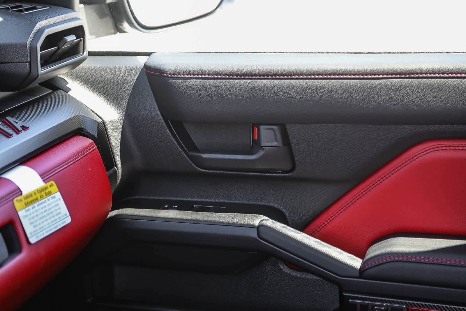 Thumbnail: 2025 Toyota 4Runner - 21