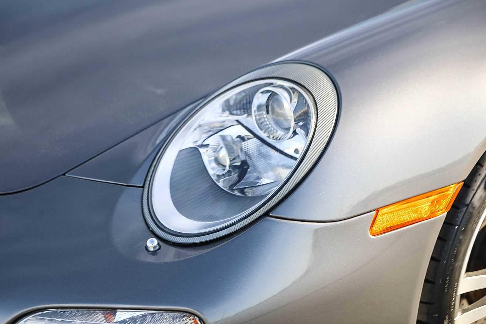 Thumbnail: 2012 Porsche 911 - 8