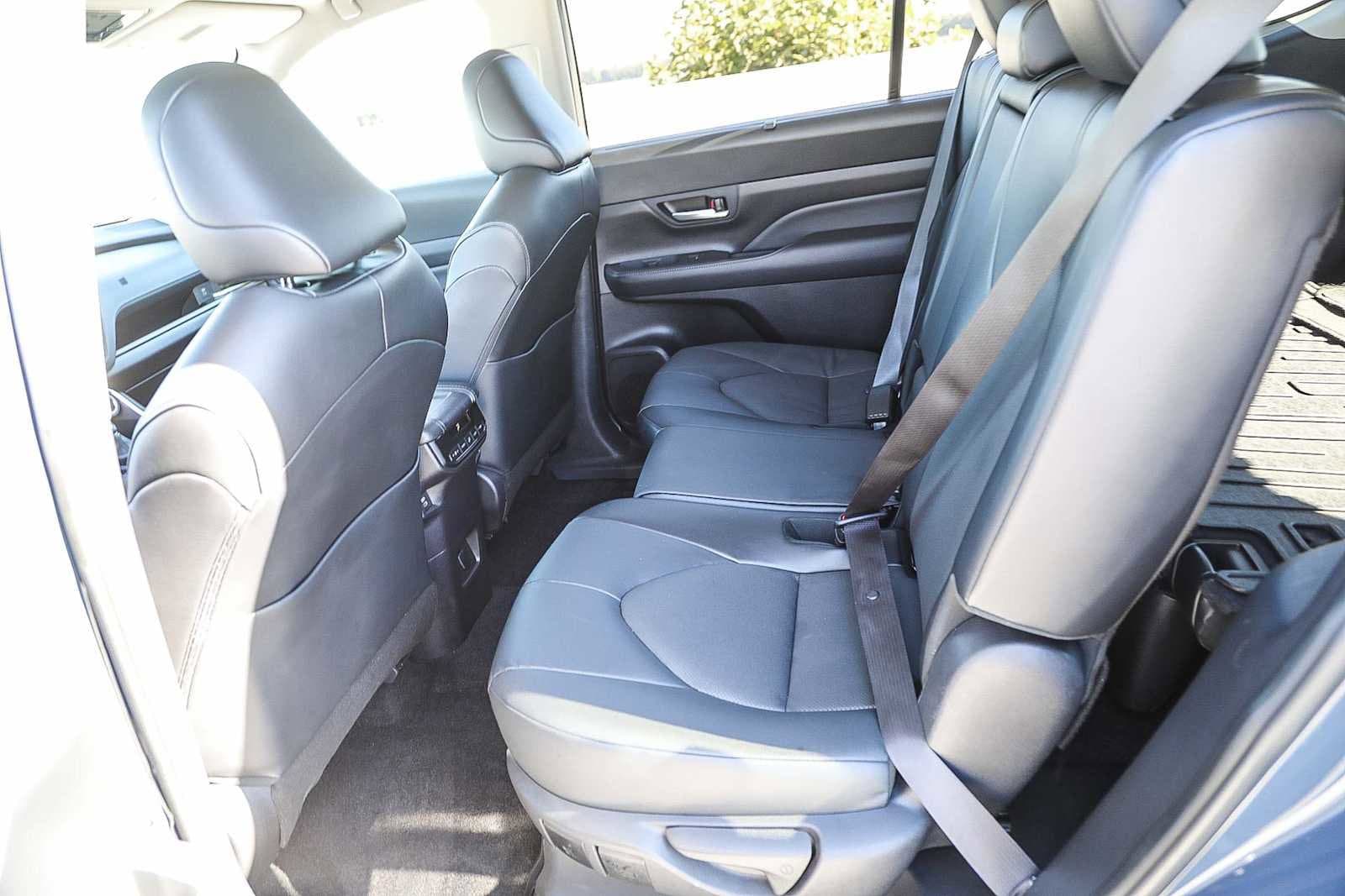 Thumbnail: 2024 Toyota Grand Highlander - 19